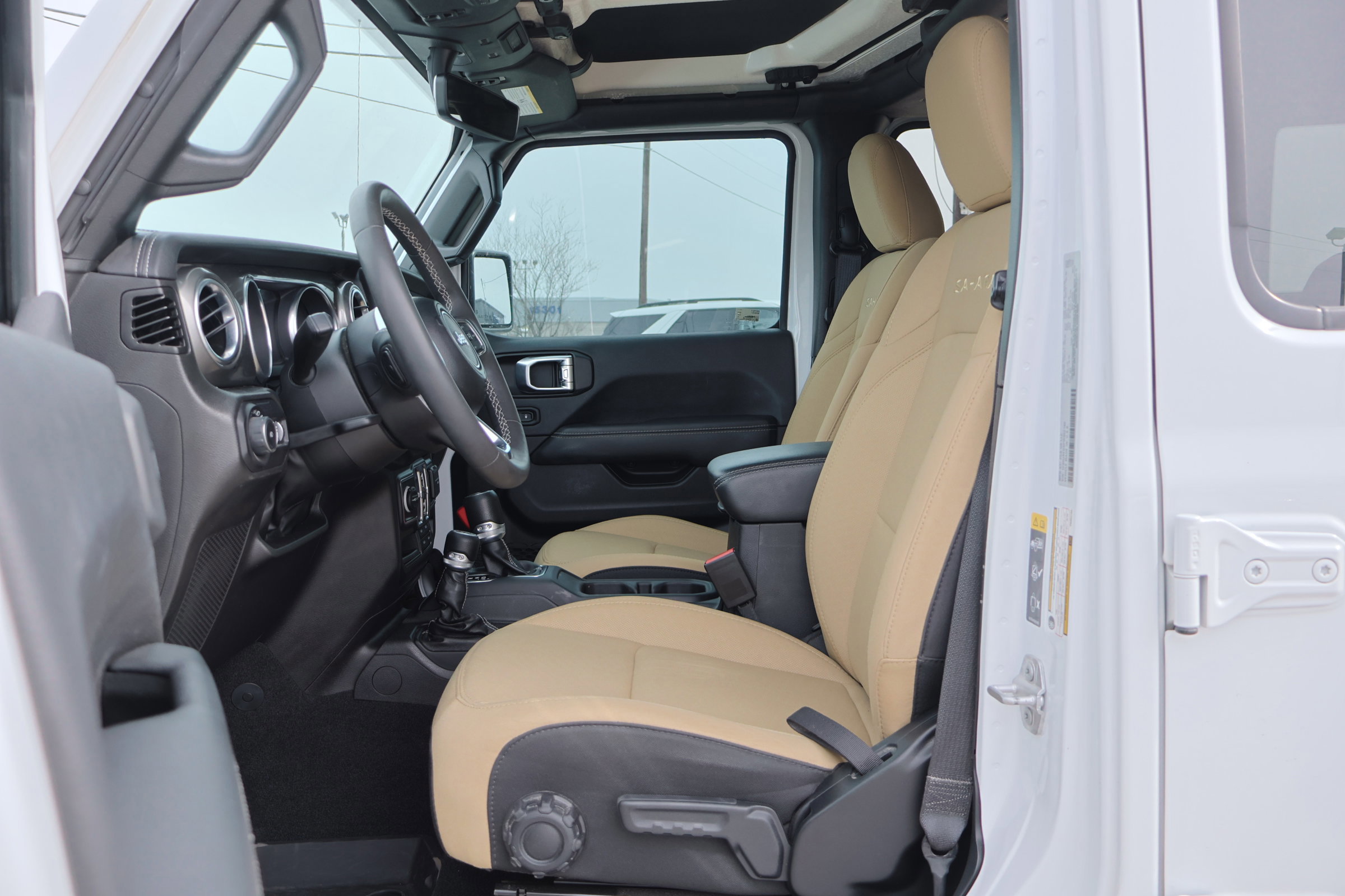 Used 2023 Jeep Wrangler Sahara w/ LED Lighting Group image 15