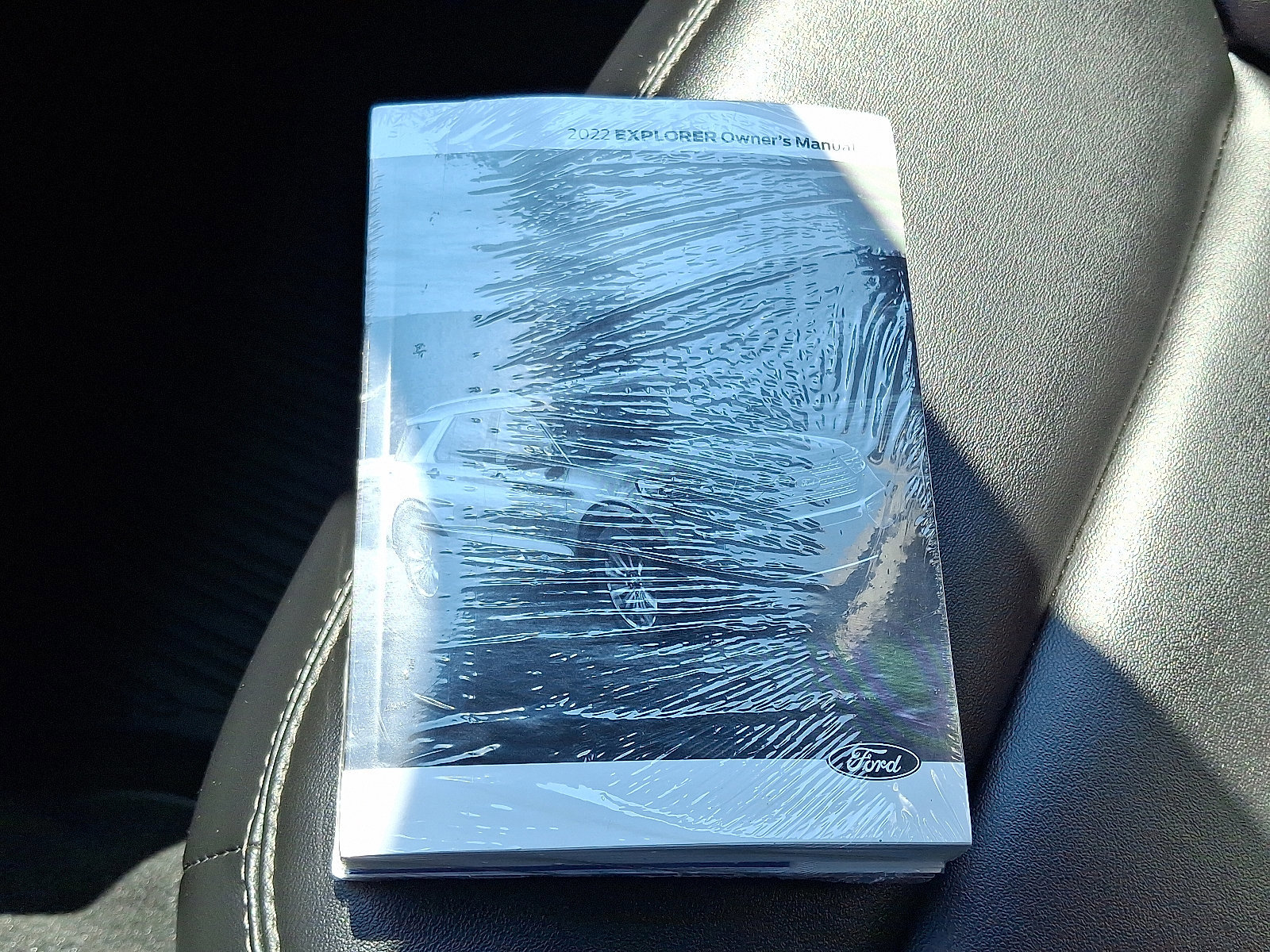 Certified 2022 Ford Explorer XLT w/ Equipment Group 202A image 26