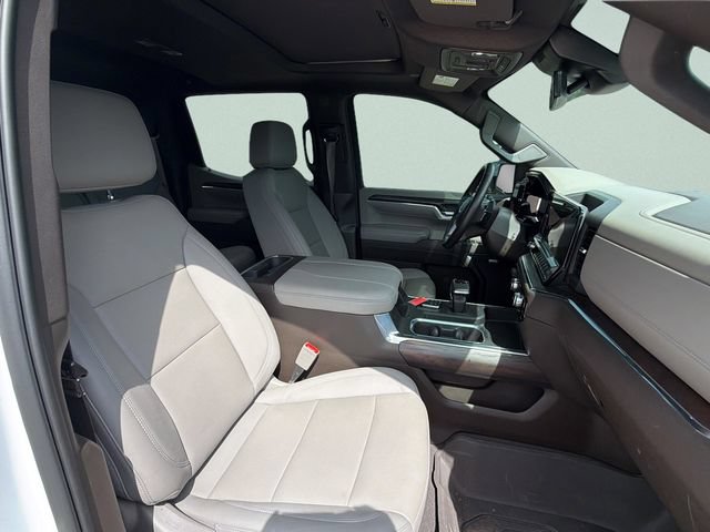 Used 2024 GMC Sierra 1500 SLT w/ SLT Premium Plus Package AWD/4WD image 12