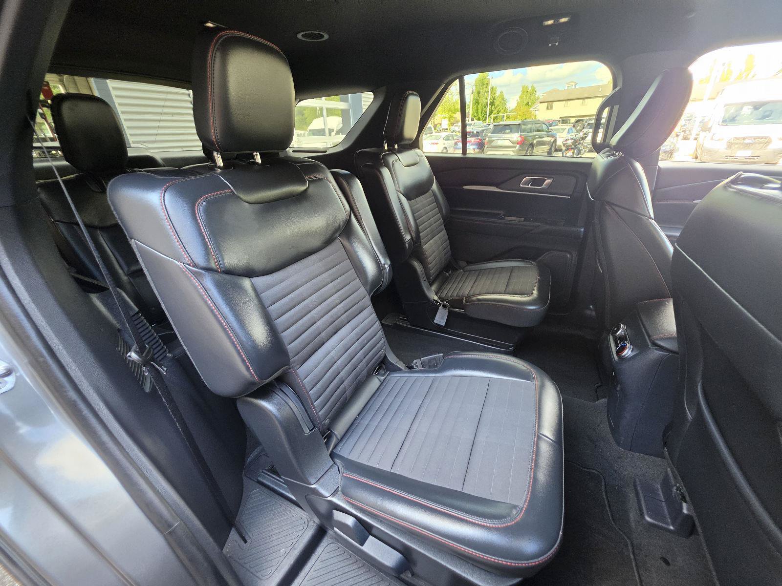 Certified 2026 Ford Explorer ST-Line AWD/4WD image 22