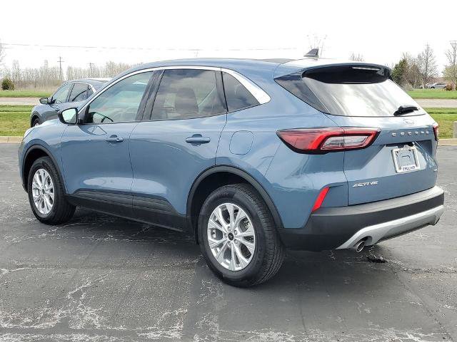 Certified 2023 Ford Escape Active image 2