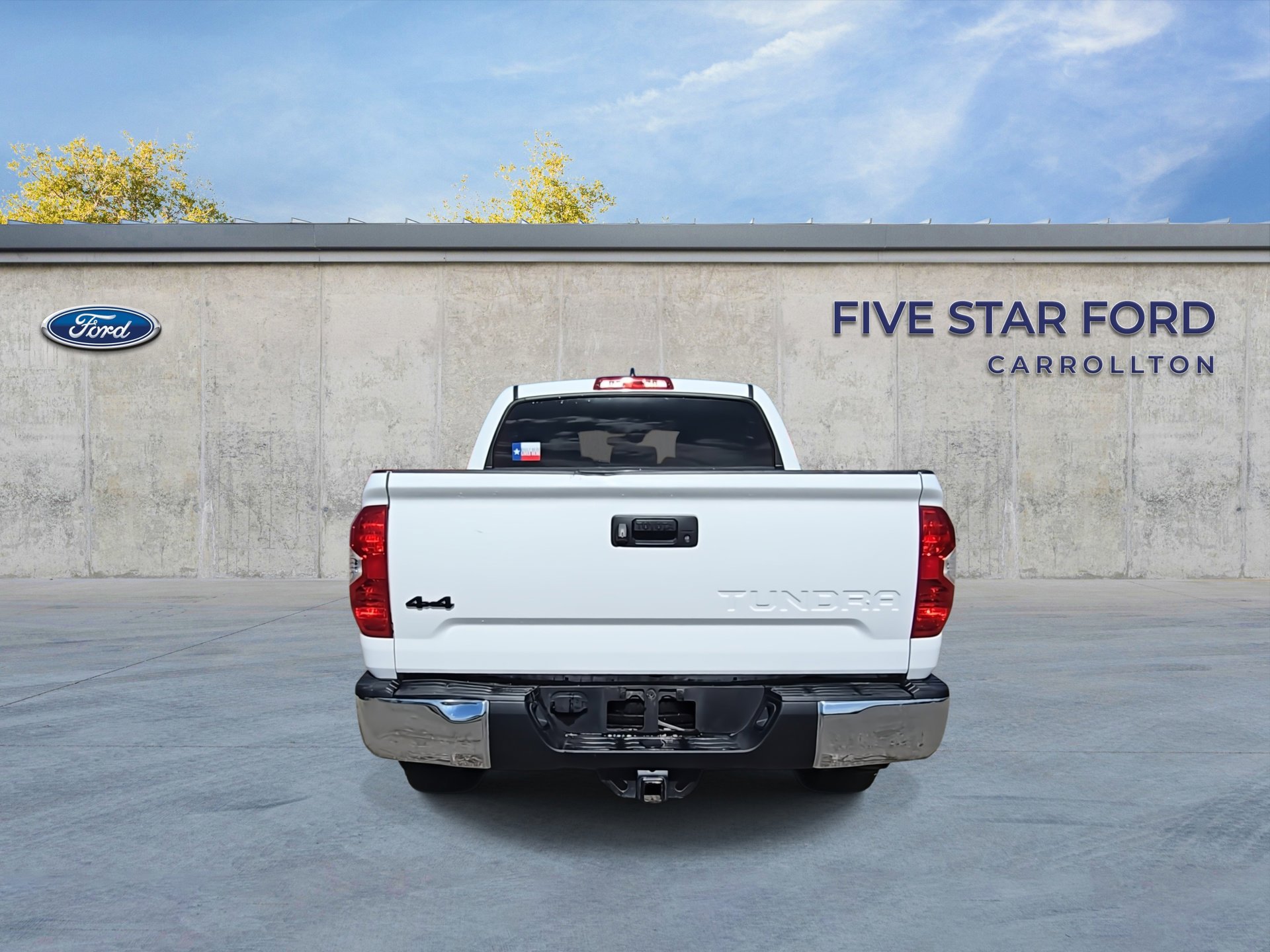 Used 2020 Toyota Tundra SR5 w/ SR5 Leather Package image 7