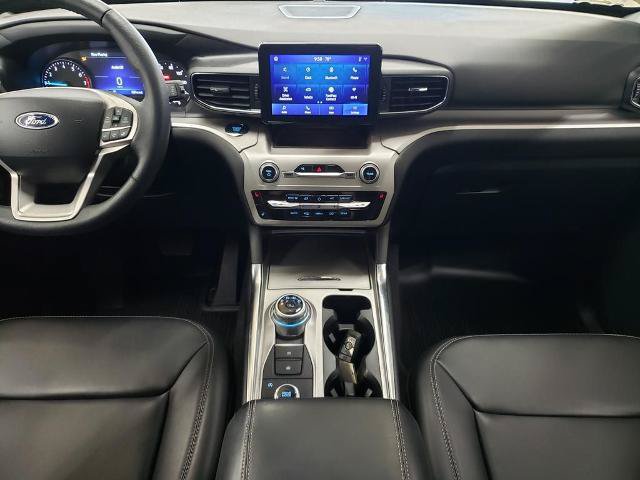 Certified 2024 Ford Explorer XLT w/ Equipment Group 202A AWD/4WD image 15
