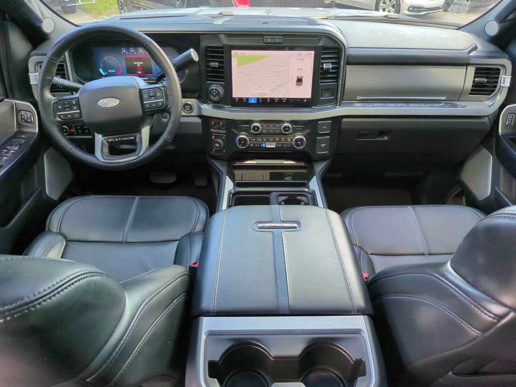 Certified 2025 Ford F250 Platinum w/ FX4 Off-Road Package AWD/4WD image 14
