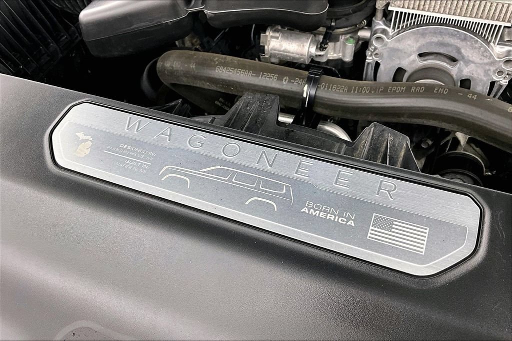 Used 2022 Jeep Wagoneer Series II AWD/4WD image 35