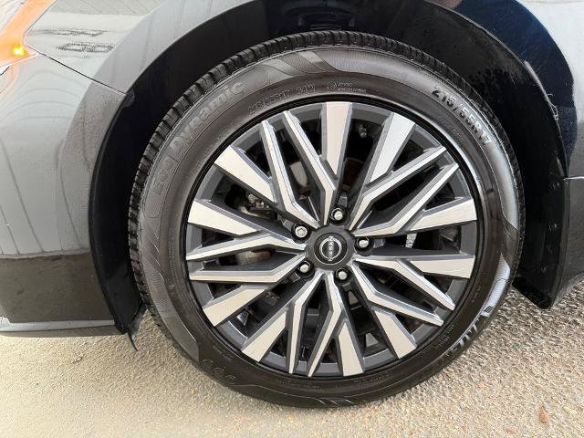 Used 2024 Nissan Altima 2.5 SV FWD image 28