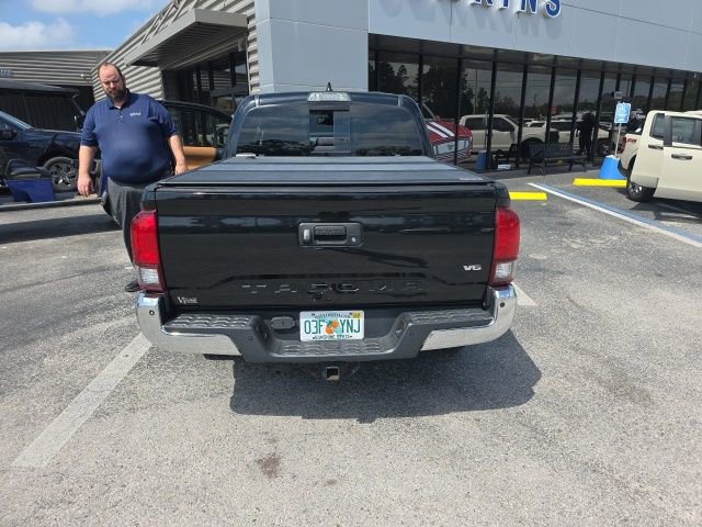 Used 2018 Toyota Tacoma SR5 image 8