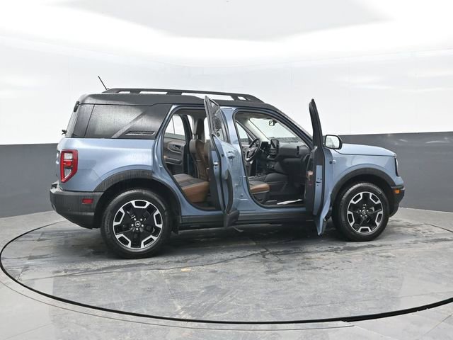 Certified 2024 Ford Bronco Sport Outer Banks w/ Tech Package AWD/4WD image 29