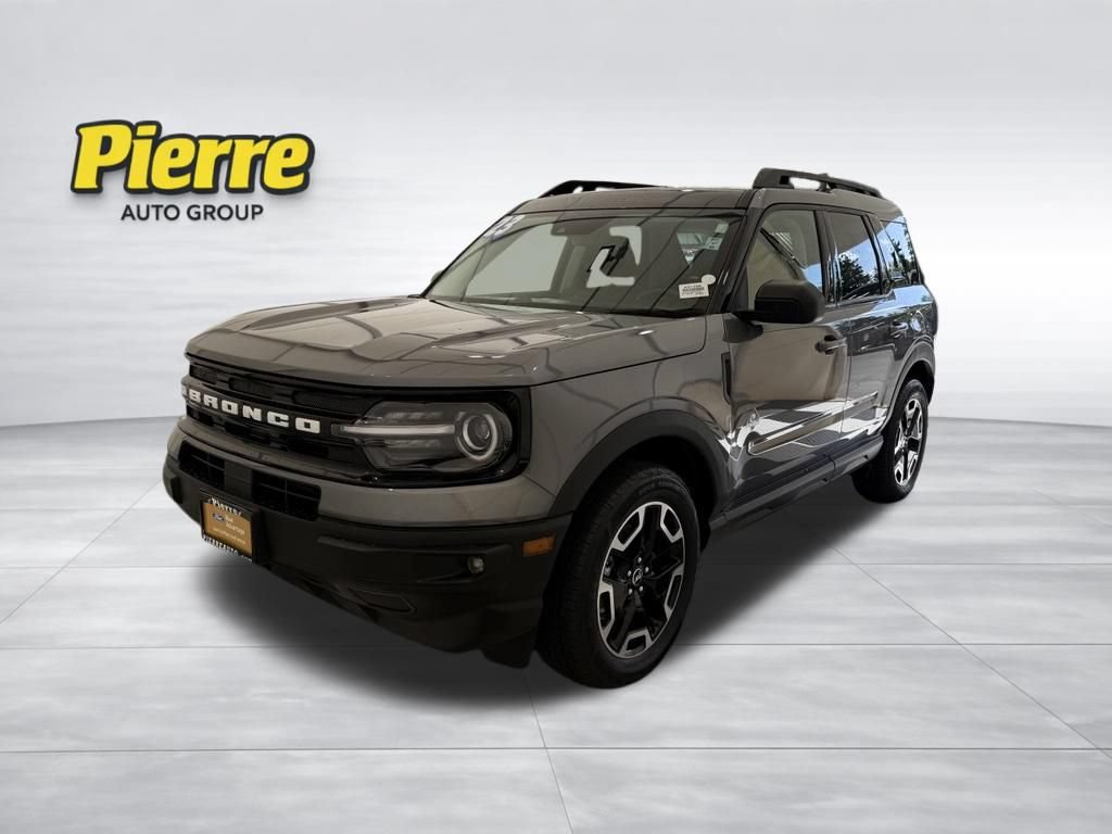 Certified 2023 Ford Bronco Sport Outer Banks w/ Tech Package AWD/4WD image 1