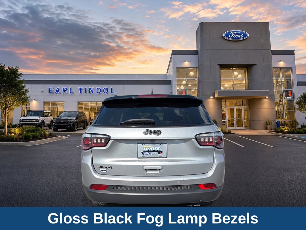 Used 2019 Jeep Compass Latitude AWD/4WD image 6