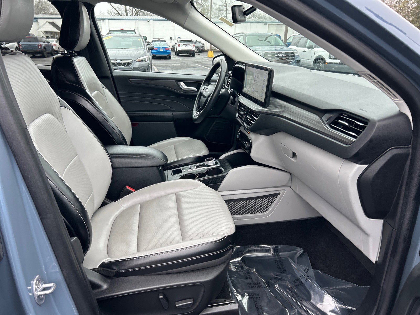 Certified 2023 Ford Escape Platinum image 17