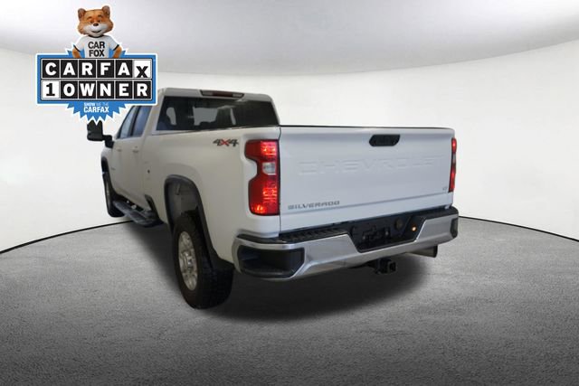 Used 2024 Chevrolet Silverado 3500 LT image 2