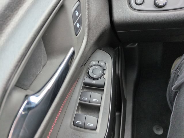 Used 2025 Chevrolet Trax RS w/ Driver Confidence Package FWD image 28