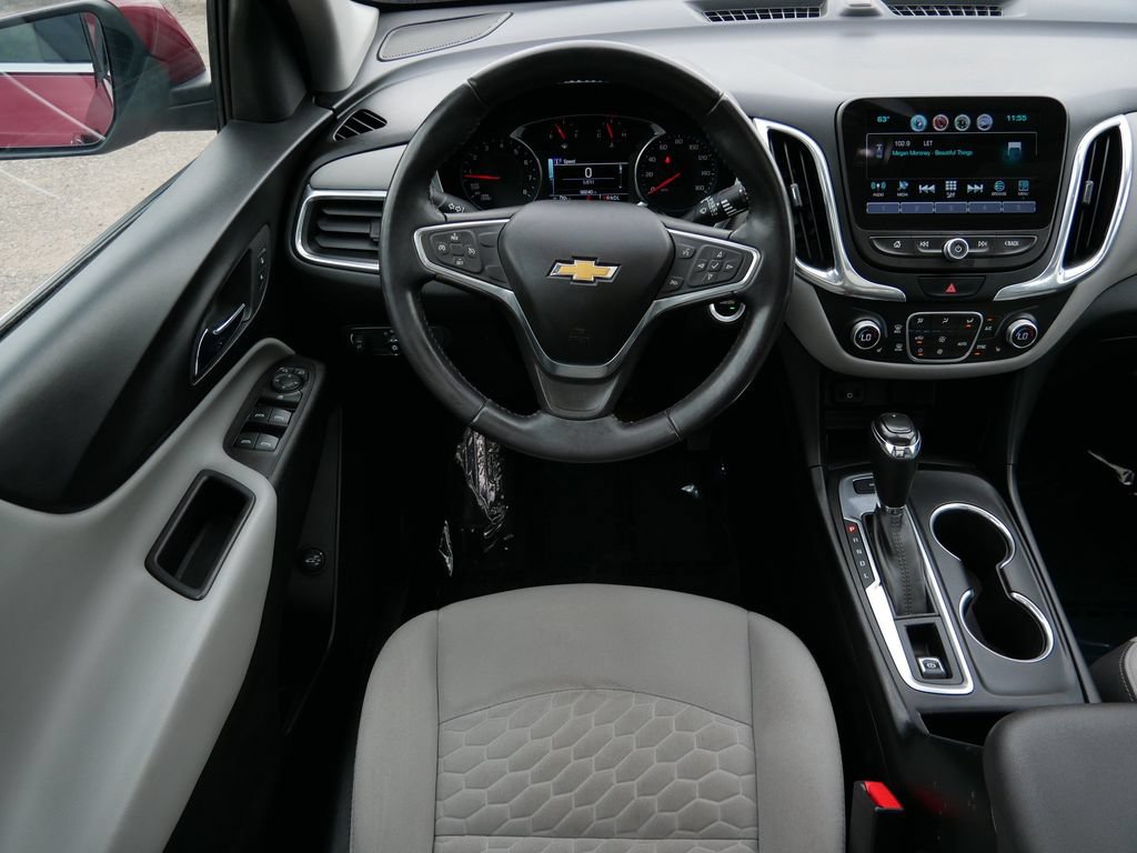 Used 2018 Chevrolet Equinox LT w/ Sun & Infotainment Package AWD/4WD image 12
