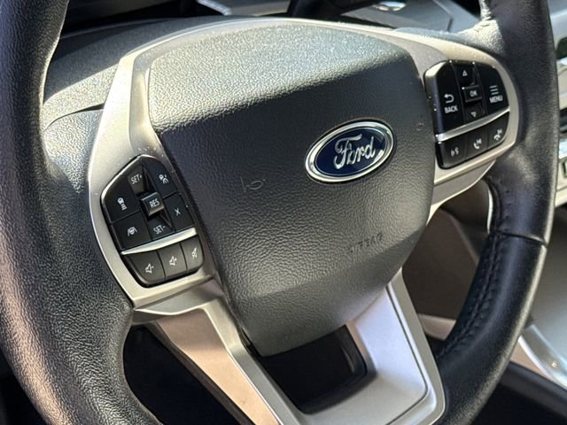 Certified 2021 Ford Explorer XLT w/ Equipment Group 202A image 25