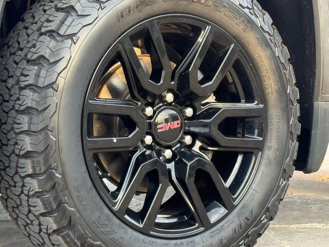 Used 2020 GMC Sierra 1500 Elevation w/ Elevation Value Package AWD/4WD image 15