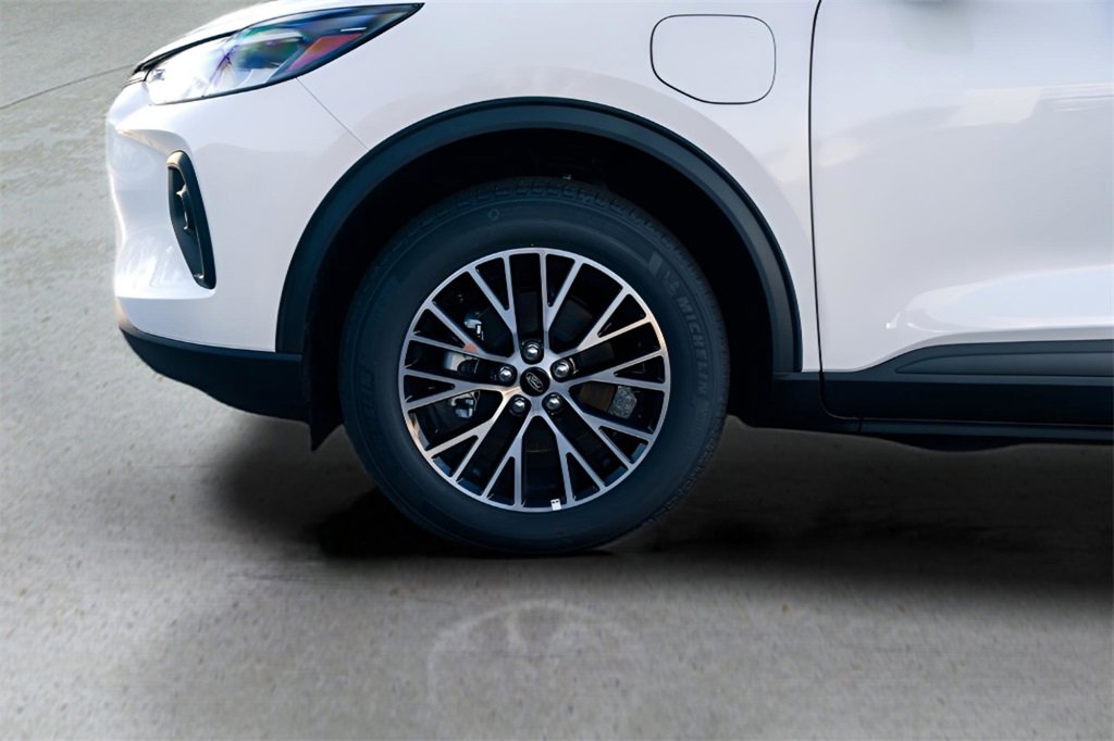 Certified 2024 Ford Escape SE image 8