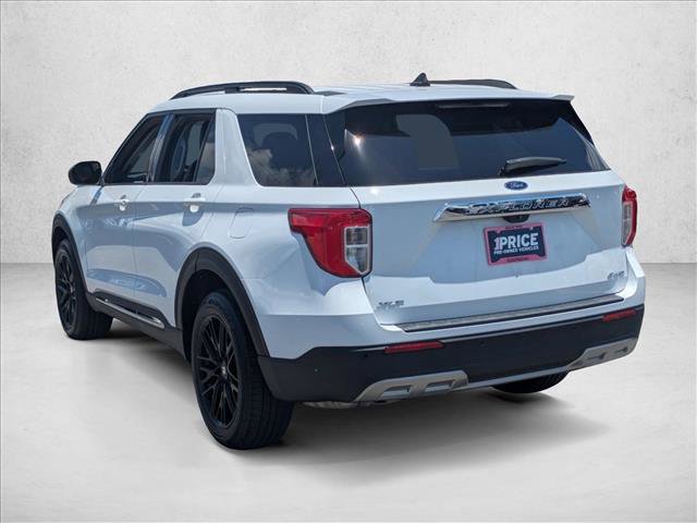 Certified 2023 Ford Explorer XLT w/ Equipment Group 202A AWD/4WD image 8