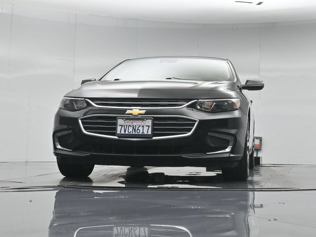 Used 2017 Chevrolet Malibu LT w/ Leather Package FWD image 50