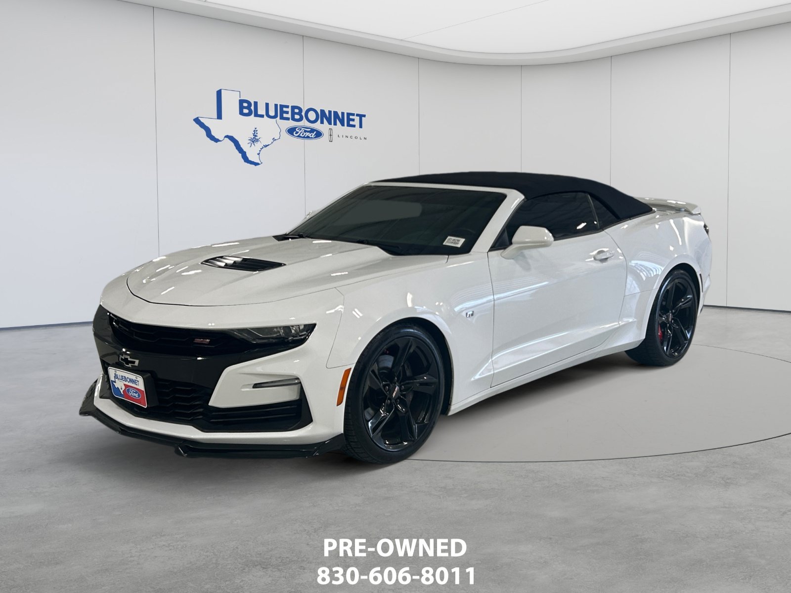 Used 2019 Chevrolet Camaro SS RWD image 1