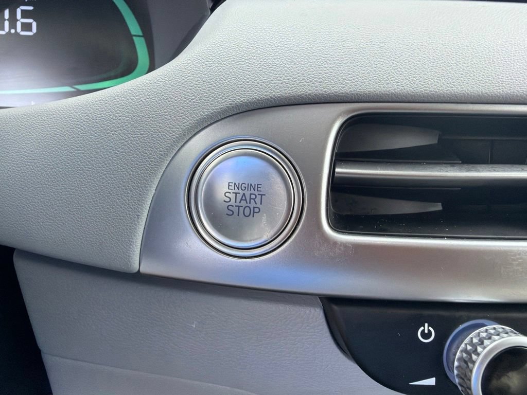 Used 2025 Hyundai Palisade SEL FWD image 27