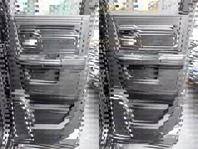 Used 2024 RAM 2500 Laramie w/ Night Edition image 29