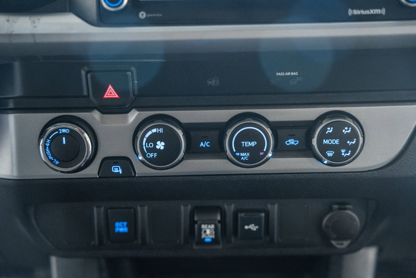 Used 2020 Toyota Tacoma SR5 image 27