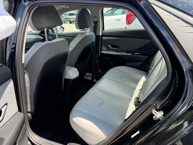 Used 2023 Hyundai Elantra Limited w/ Cargo Package FWD image 13