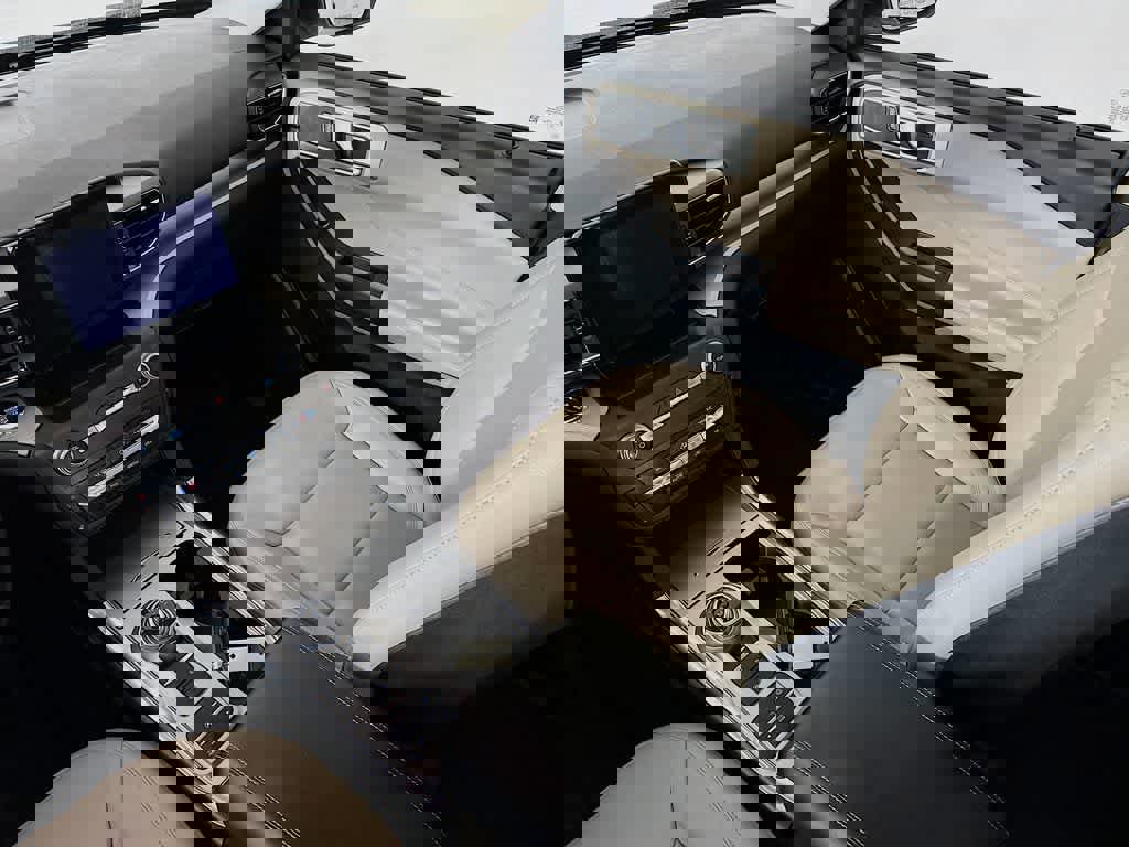 Certified 2020 Ford Explorer XLT w/ Equipment Group 202A image 14