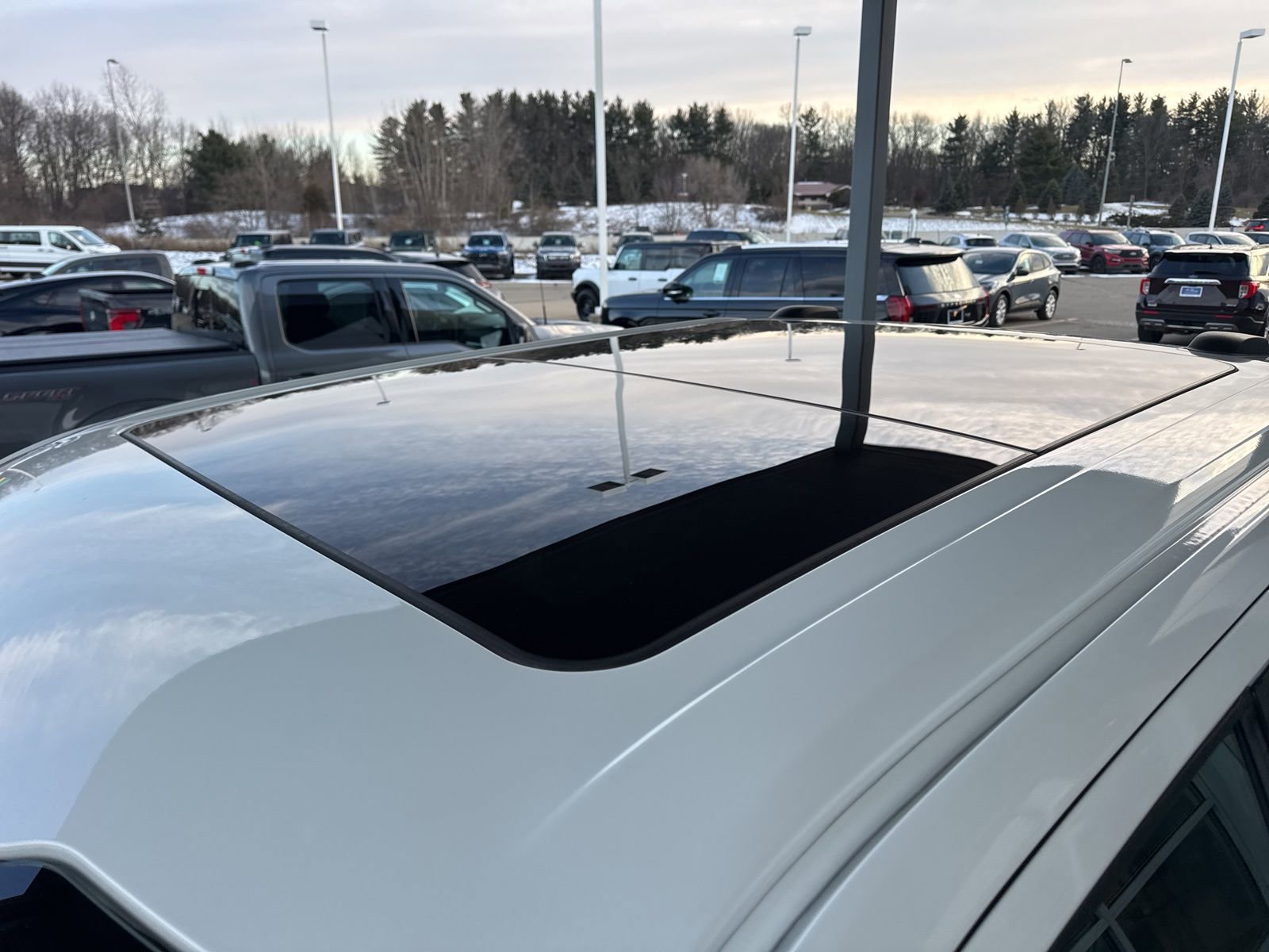 Certified 2023 Ford F150 Lariat w/ Equipment Group 502A High image 19