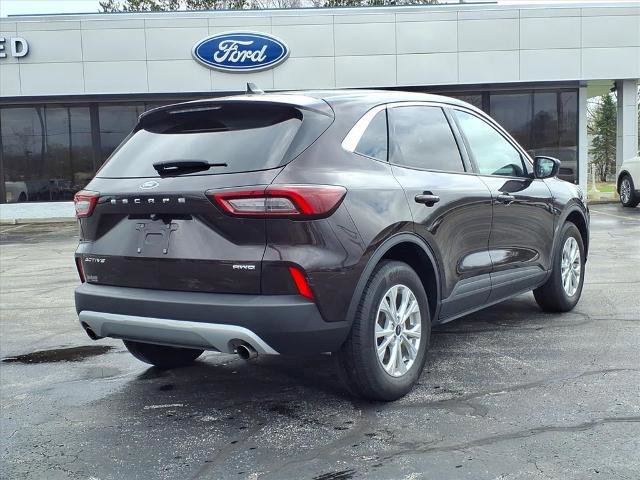 Certified 2023 Ford Escape Active AWD/4WD image 3