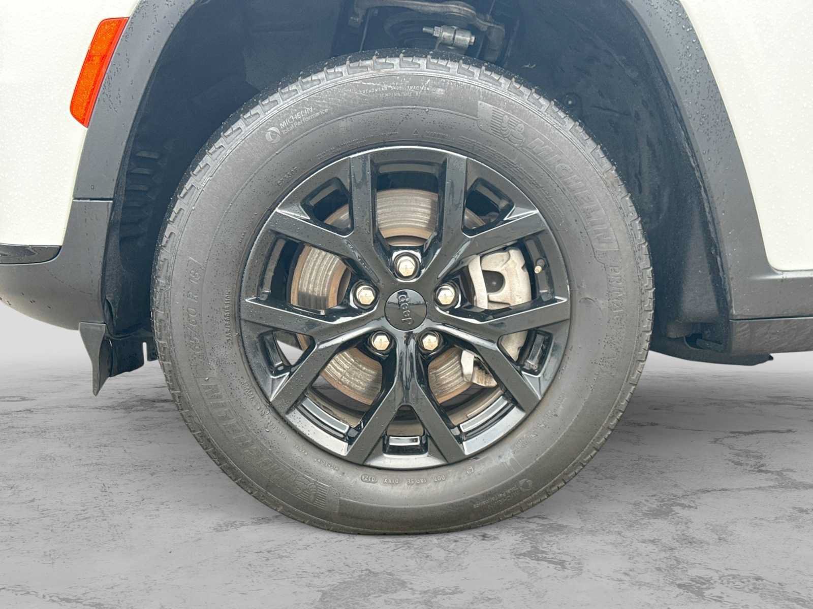 Used 2024 Jeep Grand Cherokee L Laredo AWD/4WD image 13