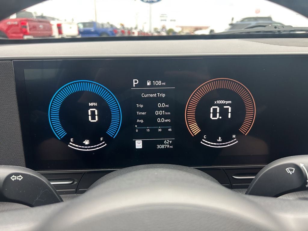 Used 2025 Hyundai Kona SEL FWD image 29