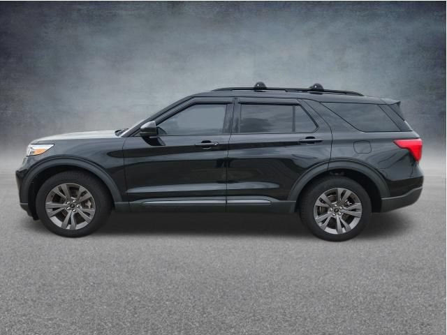 Certified 2022 Ford Explorer XLT w/ Equipment Group 202A AWD/4WD image 6