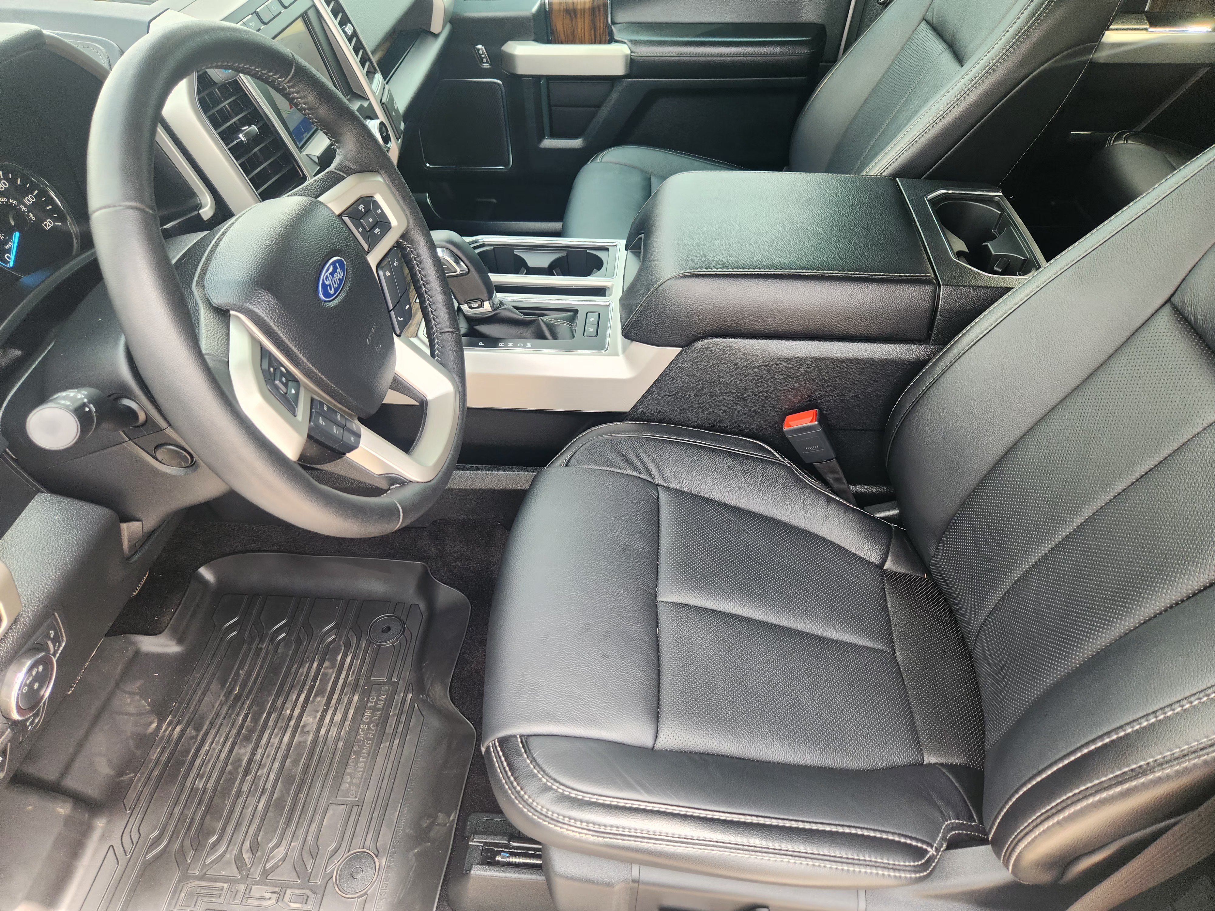 Certified 2019 Ford F150 Lariat w/ Equipment Group 502A Luxury AWD/4WD image 14