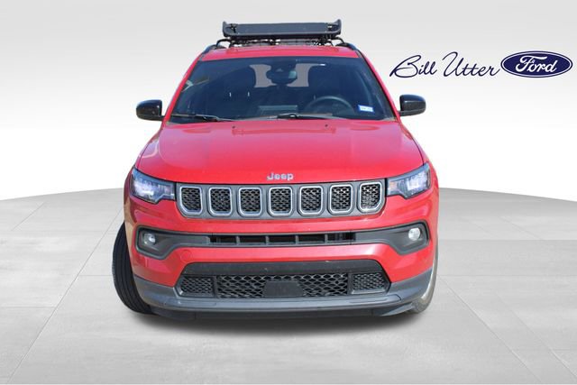 Used 2023 Jeep Compass Latitude video 2
