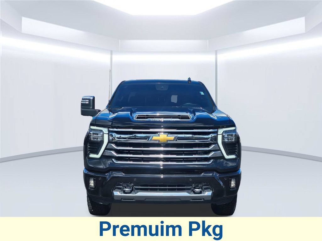 Used 2024 Chevrolet Silverado 2500 High Country w/ High Country Premium Package AWD/4WD image 19