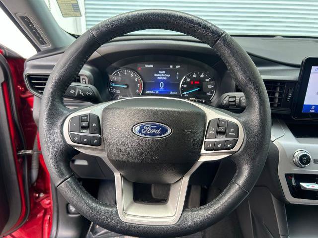 Certified 2023 Ford Explorer XLT AWD/4WD image 7
