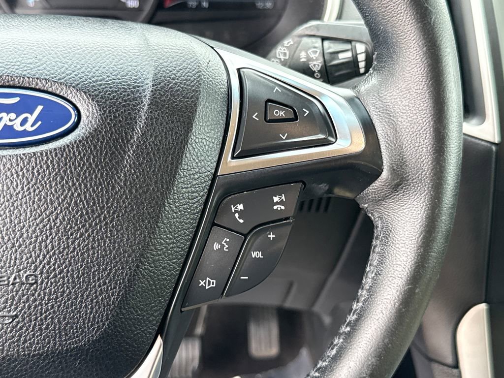 Certified 2020 Ford Edge SEL w/ Convenience Package image 16