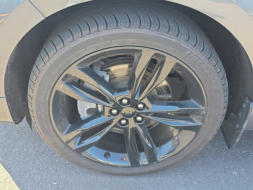 Certified 2022 Ford Edge ST w/ Equipment Group 401A AWD/4WD image 28