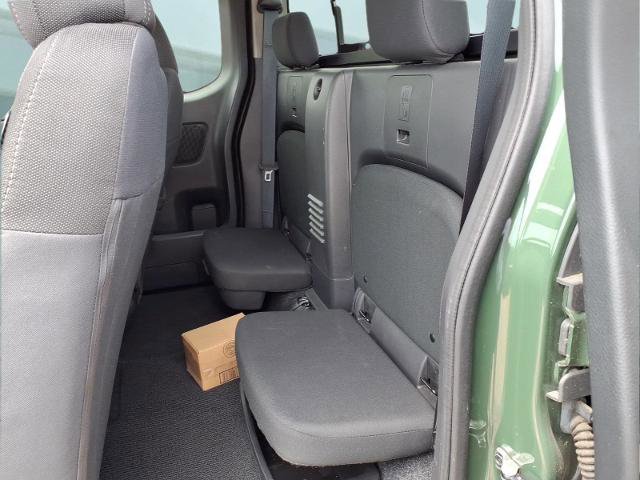 Used 2024 Nissan Frontier SV w/ SV Convenience Package RWD image 9