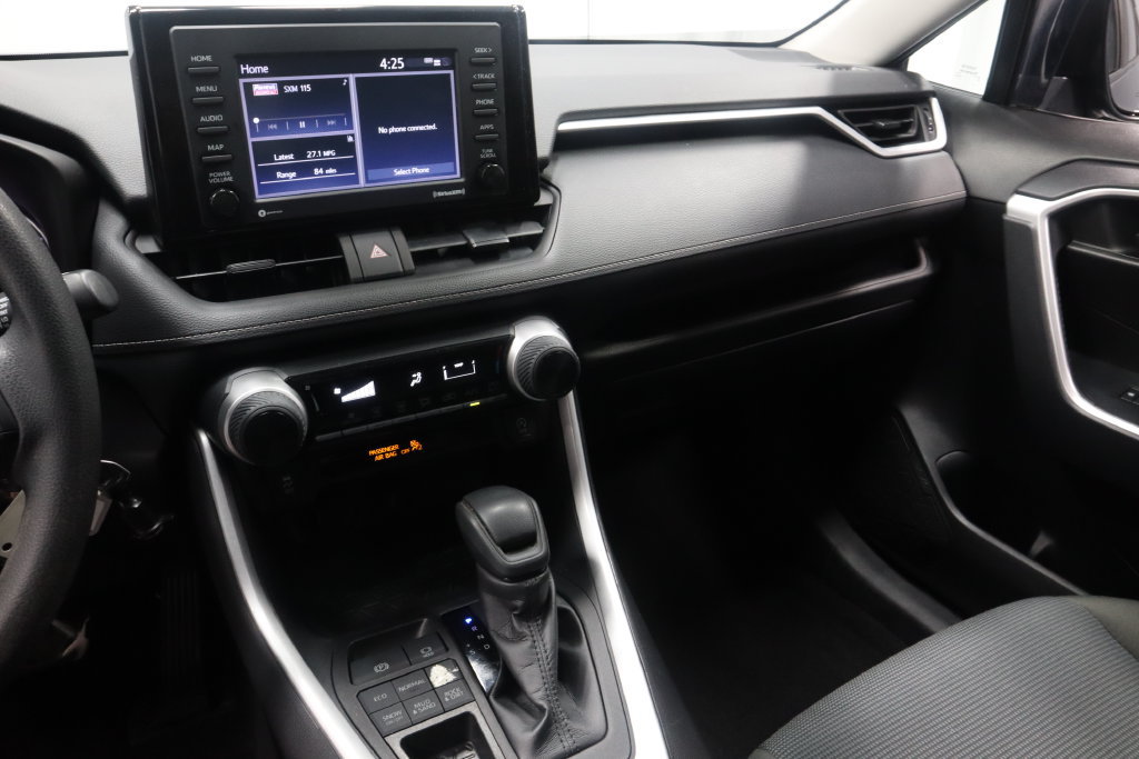 Used 2022 Toyota RAV4 LE AWD/4WD image 22