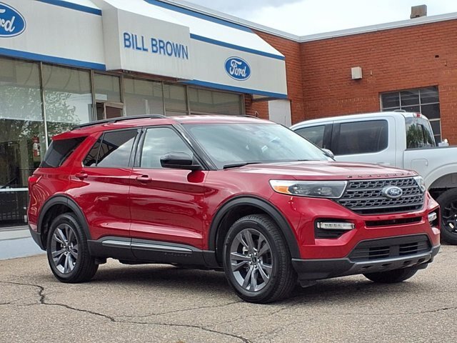 Certified 2024 Ford Explorer XLT w/ Equipment Group 202A