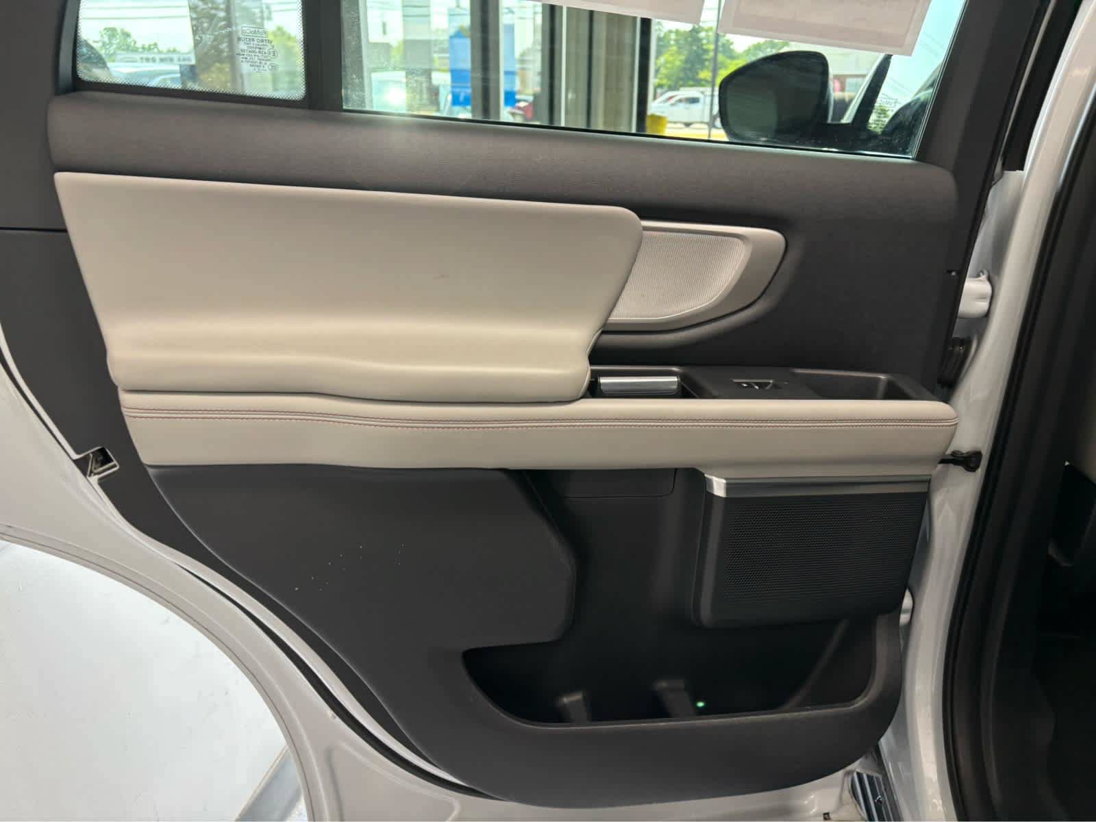 Certified 2025 Ford Expedition Active AWD/4WD image 28
