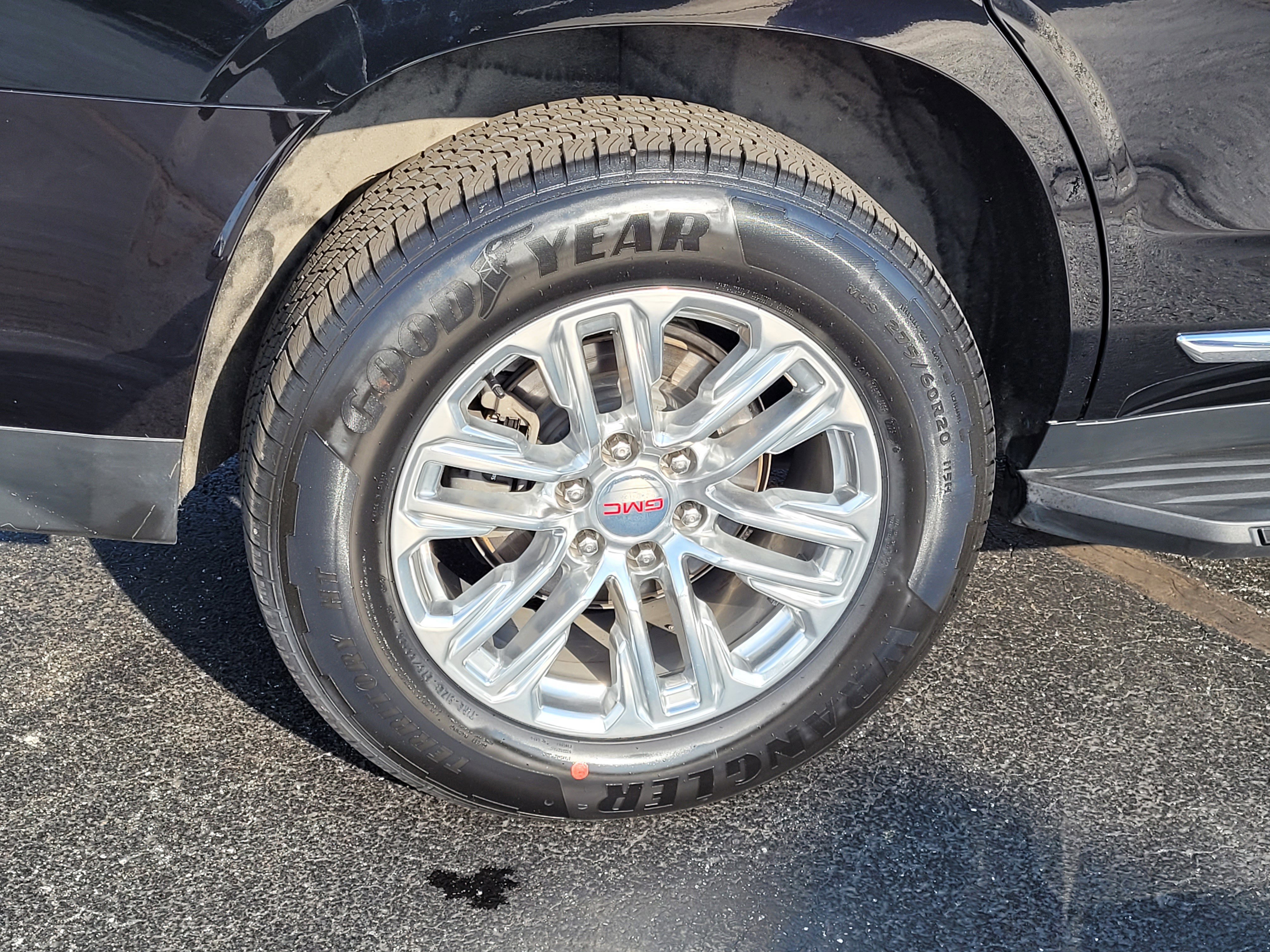 Used 2021 GMC Yukon SLT AWD/4WD image 10