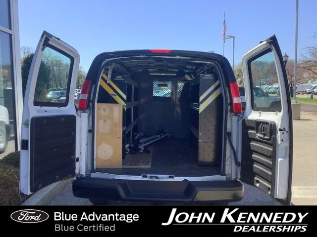Used 2021 Chevrolet Express 2500 w/ Driver Convenience Package RWD image 20