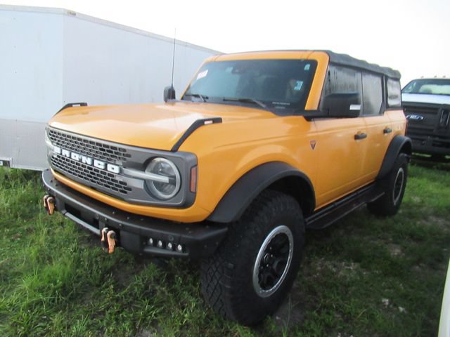 Certified 2022 Ford Bronco Badlands AWD/4WD image 3