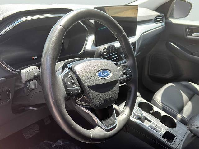 Certified 2023 Ford Escape Platinum AWD/4WD image 13
