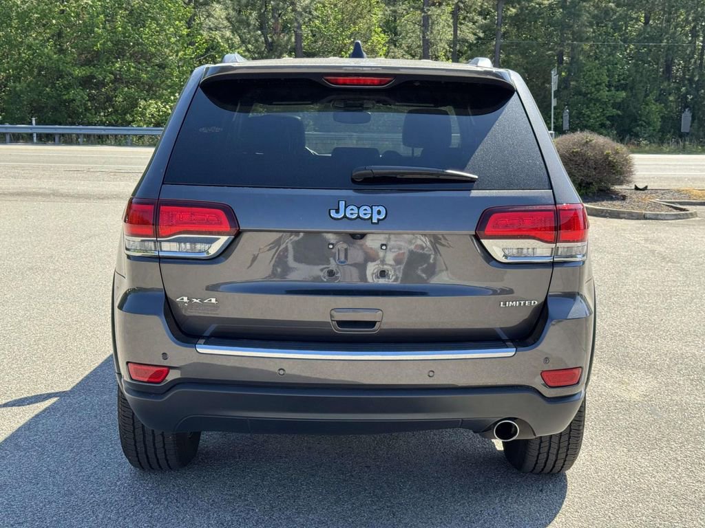 Used 2020 Jeep Grand Cherokee Limited AWD/4WD image 23