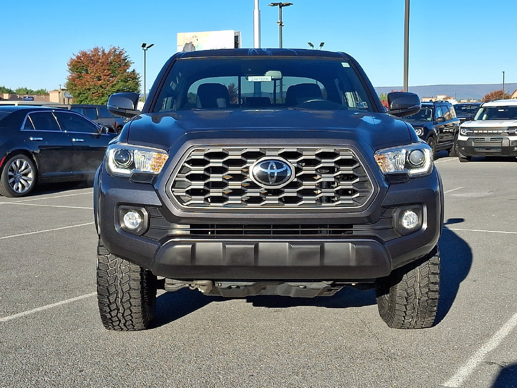 Used 2023 Toyota Tacoma TRD Off-Road AWD/4WD image 2